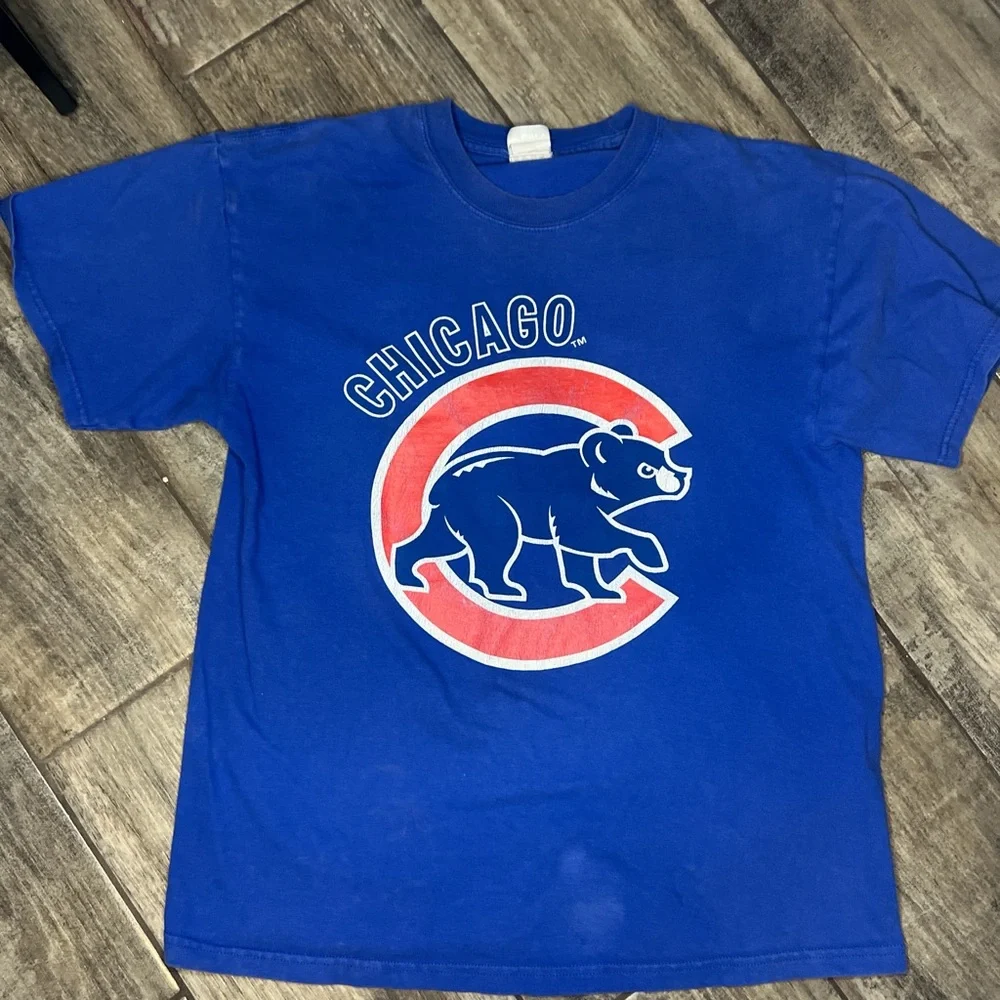Vintage Chicago Cubs tee - Picture 1 of 2